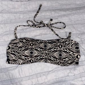 Fun&adorable bandeau bikini top w removable strap